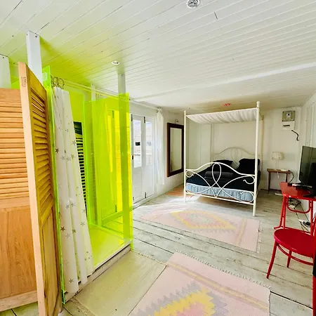 Avec Piscine * 昂蒂布