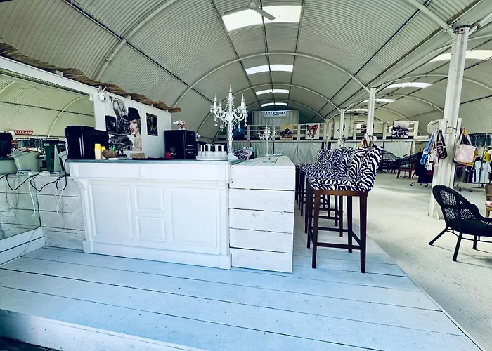 Dağ evi Avec Piscine Antibes