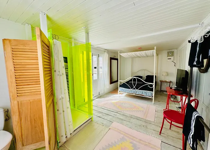 Avec Piscine * 昂蒂布